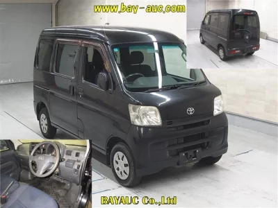 Toyota Pixis Van