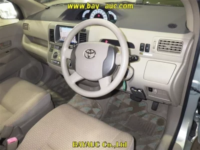 Toyota RAUM  с аукциона в Японии