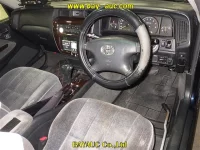 Toyota CROWN лот № 60662 оценка 3.5  с аукциона в Японии 2