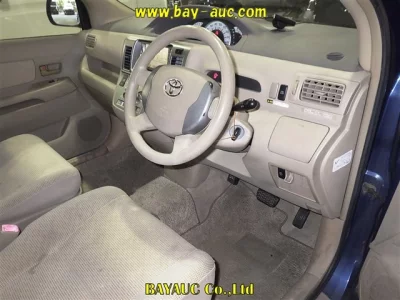 Toyota Raum