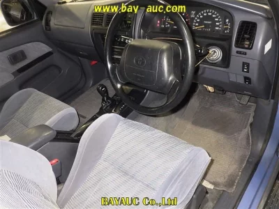 Toyota HILUX SURF