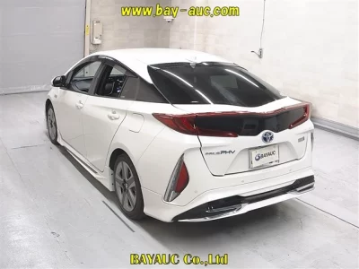 Toyota PRIUS PHV