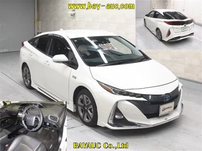 Toyota Prius PHV