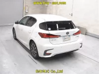 Lexus CT лот № 60598 оценка 5  с аукциона в Японии 1