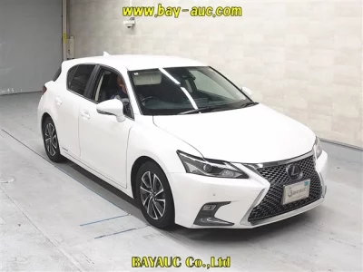 Lexus CT200h
