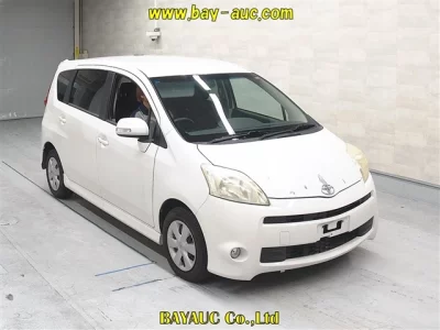 Toyota PASSO SETTE  с аукциона в Японии