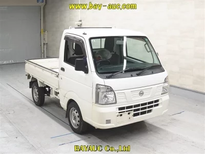 Nissan NT100 Clipper