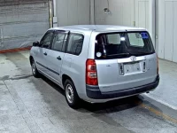 Toyota SUCCEED лот № 5126 оценка 3.5  с аукциона в Японии 1