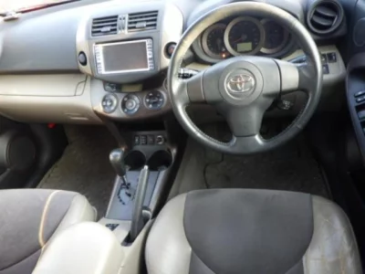 Toyota VANGUARD  с аукциона в Японии