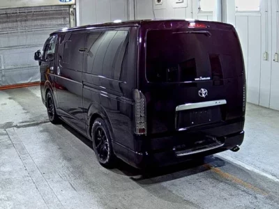 Toyota HiAce Van