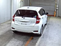 Nissan NOTE лот № 8355 оценка R  с аукциона в Японии 4