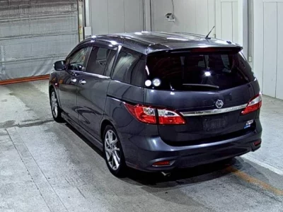 Nissan Lafesta
