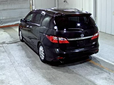 Nissan LAFESTA  с аукциона в Японии