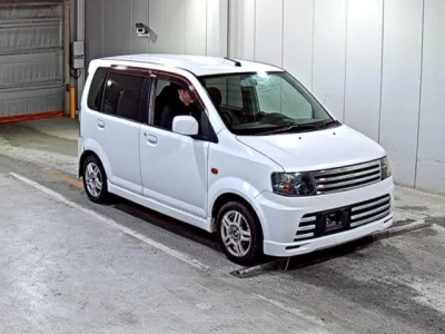 Nissan OTTI  с аукциона в Японии