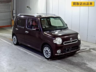 Daihatsu MIRA  с аукциона в Японии