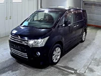 Mitsubishi DELICA D5 лот № 8255 оценка 3.5  с аукциона в Японии 3