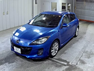 Mazda Axela