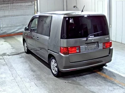 Honda Mobilio Spike