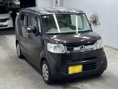Honda N-Box Slash