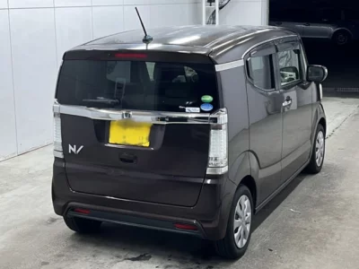 Honda N-Box Slash
