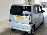 Honda N BOX лот № 3006 оценка R  с аукциона в Японии 1