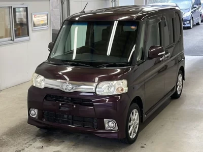 Daihatsu TANTO  с аукциона в Японии