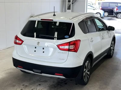 Suzuki SX-4  с аукциона в Японии