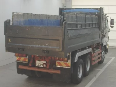 Isuzu TRUCK