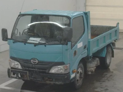 Hino DUTRO  с аукциона в Японии