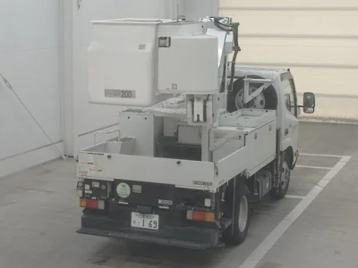 Hino DUTRO  с аукциона в Японии