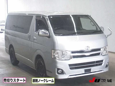 Toyota HiAce Van