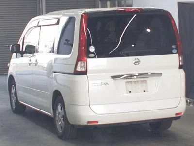Nissan SERENA  с аукциона в Японии
