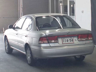 Nissan SUNNY  с аукциона в Японии