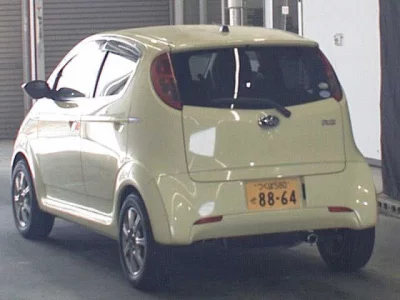 Subaru R2  с аукциона в Японии