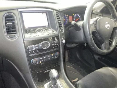 Nissan Skyline Crossover