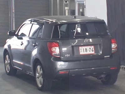 Toyota IST