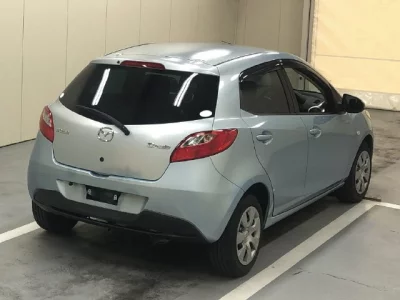 Mazda DEMIO