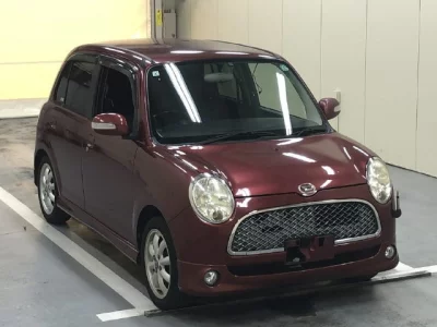 Daihatsu MIRA  с аукциона в Японии