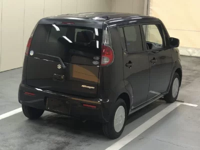 Suzuki MRWAGON