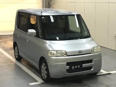 Daihatsu TANTO  с аукциона в Японии