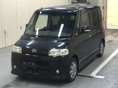 Daihatsu TANTO  с аукциона в Японии