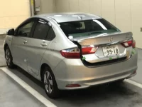 Honda GRACE лот № 1821 оценка   с аукциона в Японии 1