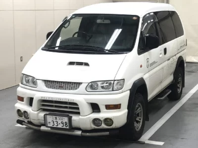 Mitsubishi DELICA  с аукциона в Японии