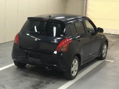 Suzuki SWIFT  с аукциона в Японии