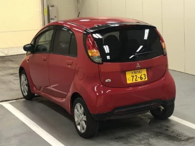 Mitsubishi I