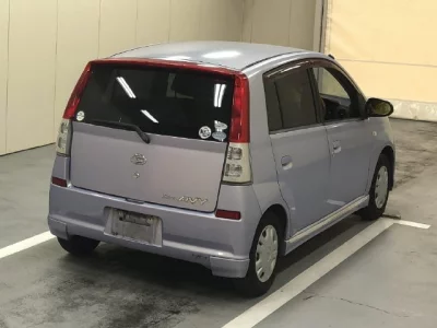 Daihatsu MIRA  с аукциона в Японии