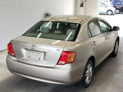 Toyota COROLLA AXIO  с аукциона в Японии