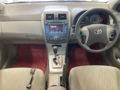 Toyota COROLLA AXIO  с аукциона в Японии