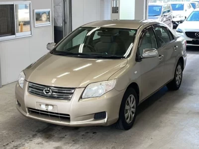 Toyota COROLLA AXIO  с аукциона в Японии