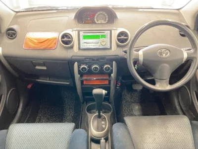 Toyota IST